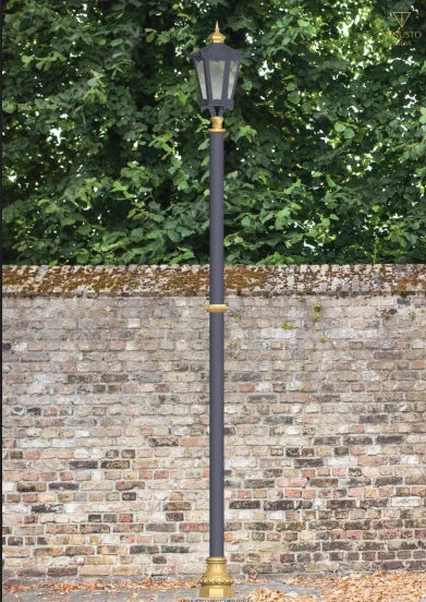 Heritage Lamp-post C-108
