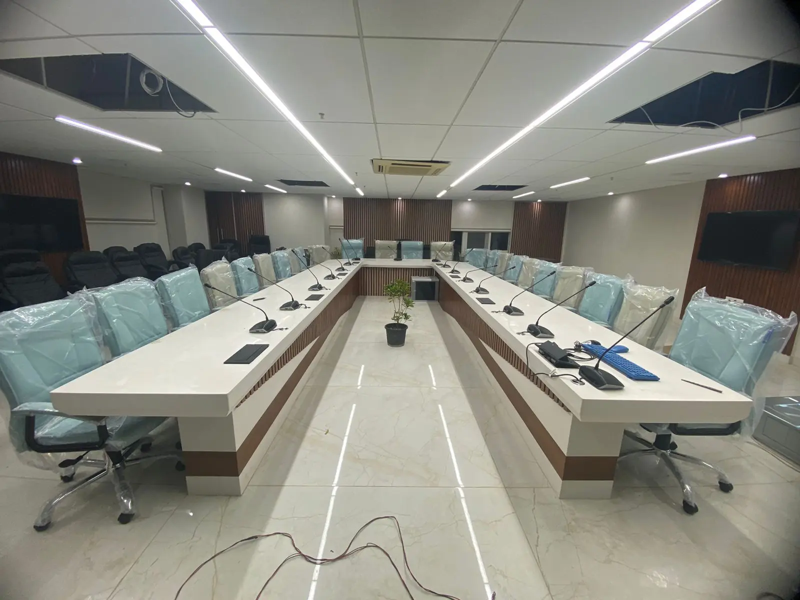 Office & Boardroom Seating, Indore & Madhya Pradesh